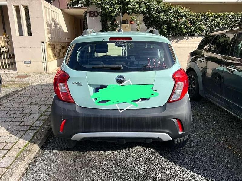 Verde Usata 2018 Opel Karl Rocks Utilitaria | 9500 € (Buon prezzo) - Immagine 1/4