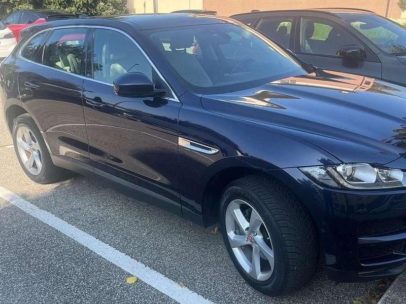 Blu/azzurro Usata 2019 Jaguar F-Pace Prestige SUV | 16.900 € (Ottimo prezzo) - Immagine 1/4