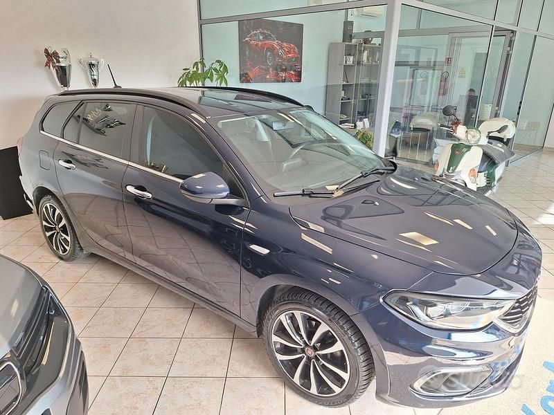 Usata Fiat Tipo Lounge 95 CV (69 kW) 2019 Blu Station wagon