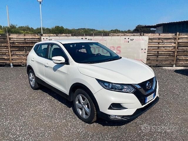 Usata Nissan Qashqai Acenta 115 CV (84 kW) 2019 Bianco SUV