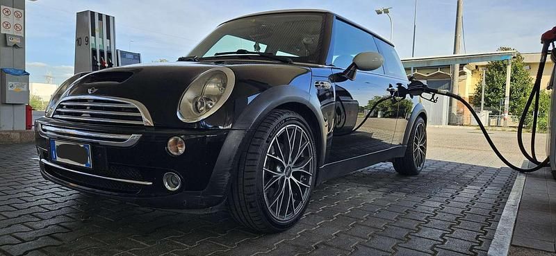 Usata Mini Cooper 116 CV (85 kW) 2004 Utilitaria