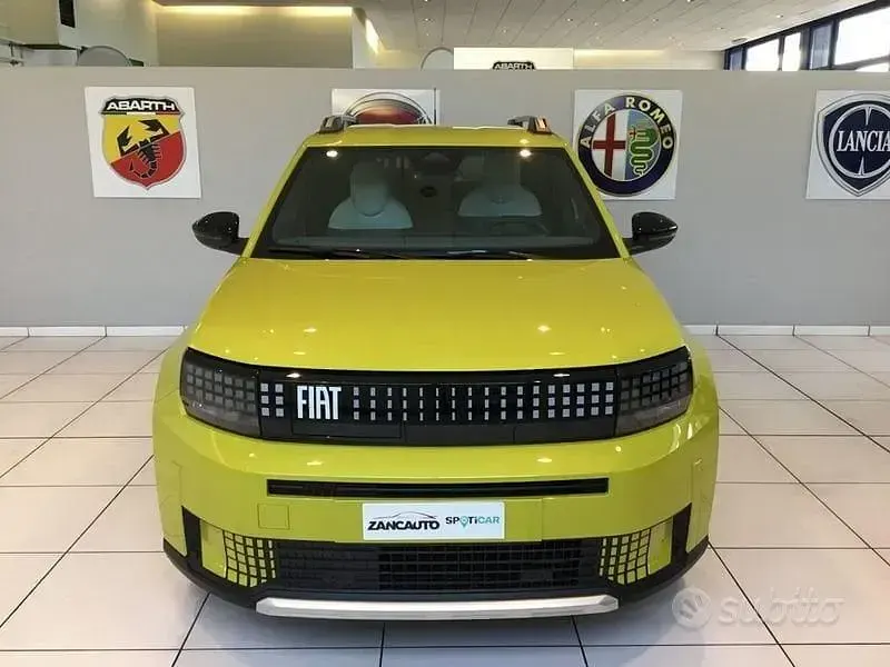 Nuova Fiat Grande Panda La Prima 83 kW (113 CV) 2025 Giallo Utilitaria