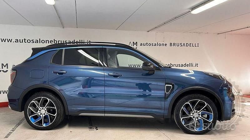 Usata Lynk & Co 01 261 CV (191 kW) 2023 Blu SUV