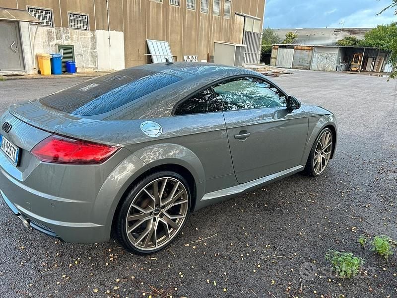 Grigio Usata 2022 Audi TT Ambiente Coupé | 37.500 € (Ottimo prezzo) - Immagine 1/4