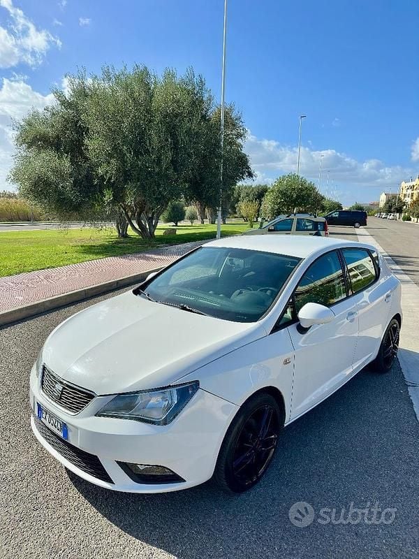 Usata Seat Ibiza Style 75 CV (55 kW) 2014 Bianco Berlina