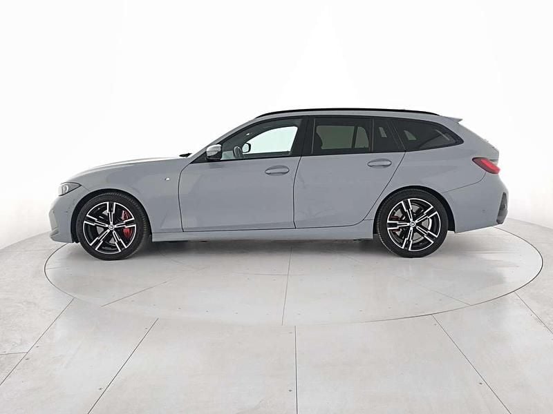 Usata BMW 330 M Sport 286 CV (210 kW) 2025 Grigio Station wagon