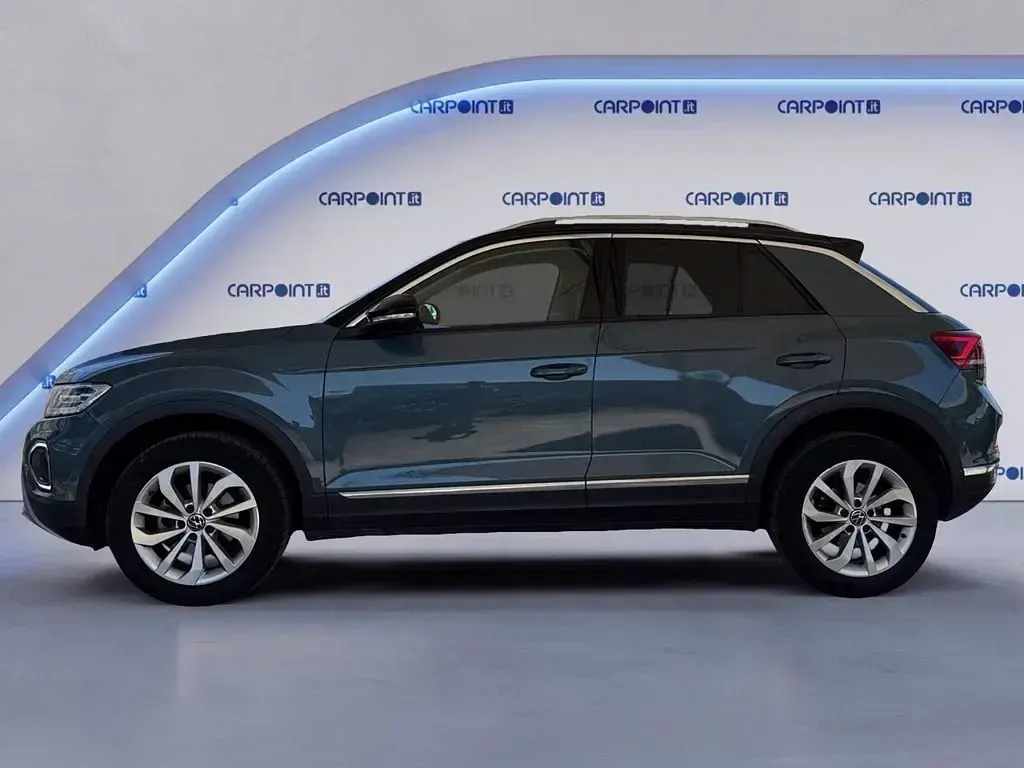 Usata VW T-Roc Style 110 CV (80 kW) 2023 Blu SUV