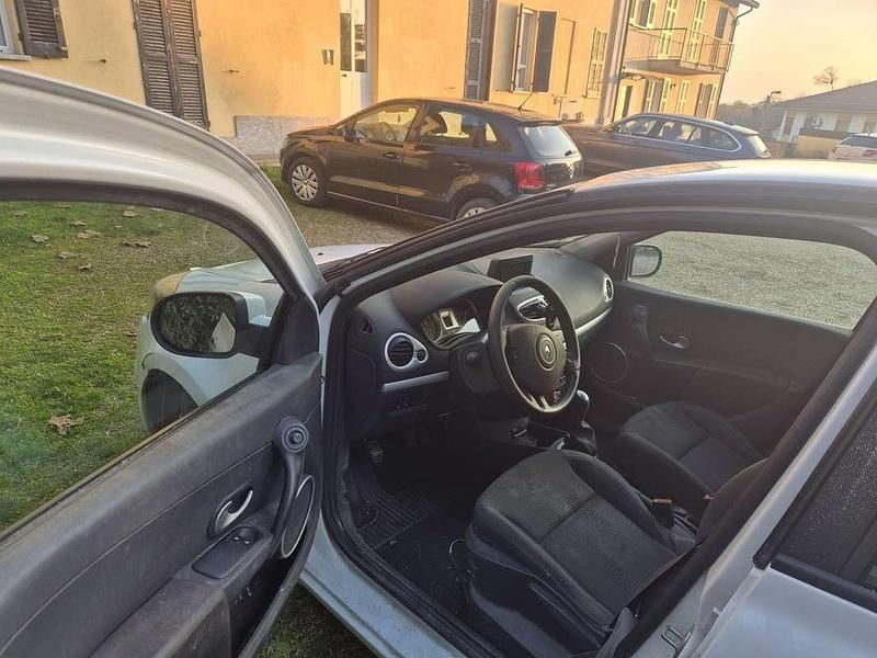 Usata Renault Clio II 54 CV (39 kW) 1998 Berlina