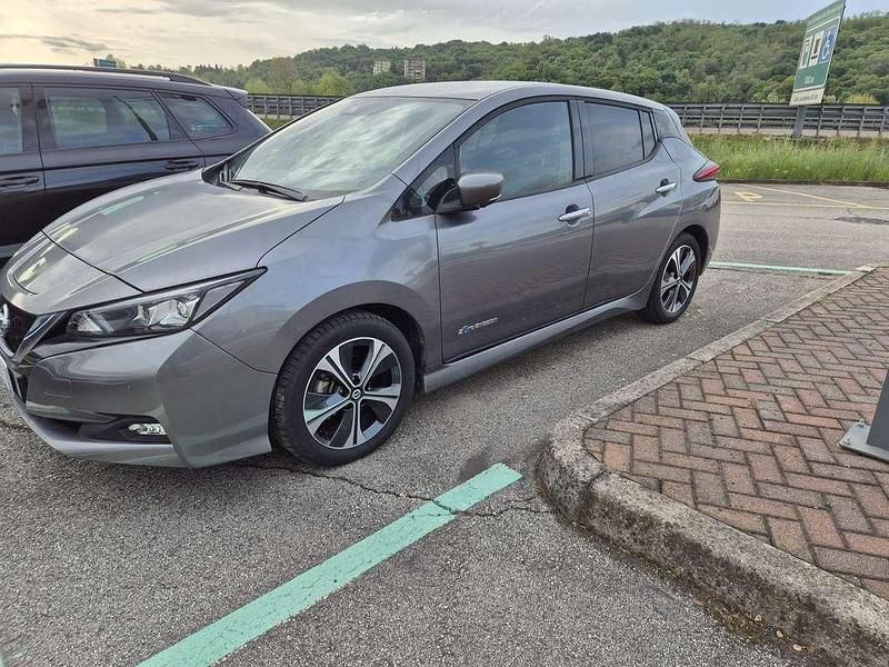 Usata Nissan Leaf 89 kW (122 CV) 2020 Utilitaria