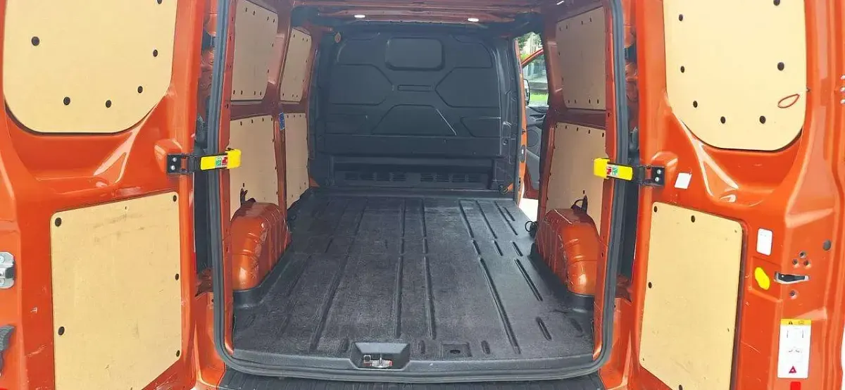 Usata Ford Transit Custom Trend 131 CV (96 kW) 2022 Arancione Furgone