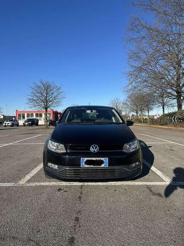 Begagnad VW Polo 75 HK (55 kW) 2015 Svart Sedan