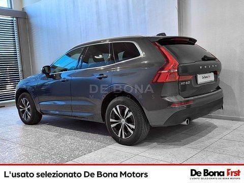 Usata Volvo XC60 Momentum 197 CV (144 kW) 2021 Grigio SUV