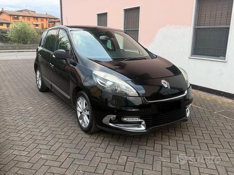 Usata Renault Scénic III XMOD 130 CV (95 kW) 2012 Nero Monovolume