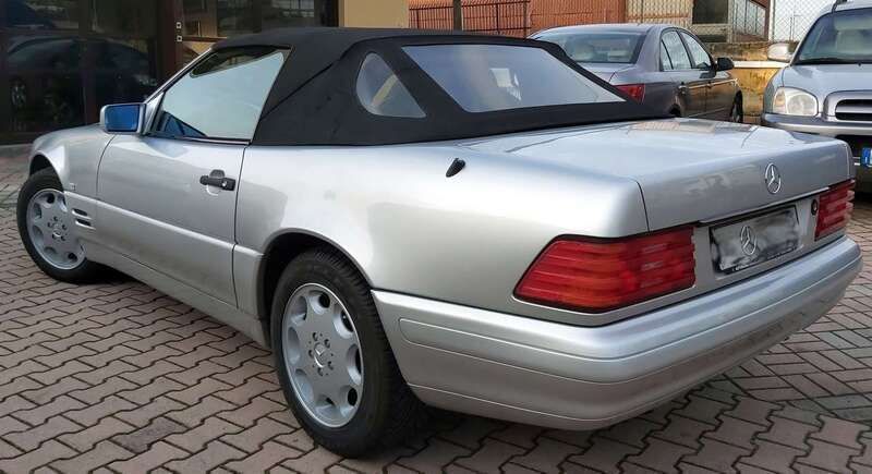 Usata Mercedes SL320 231 CV (169 kW) 1996 Argento Cabrio