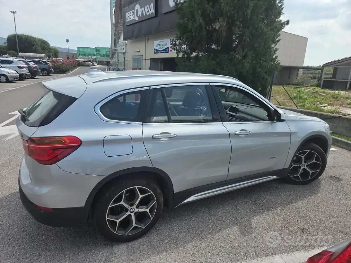 Usata BMW X1 150 CV (110 kW) 2017 Grigio SUV