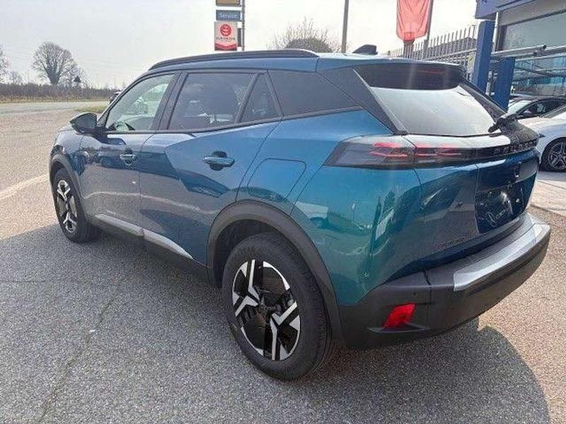 Usata Peugeot 2008 Allure 101 CV (74 kW) 2025 Blu SUV