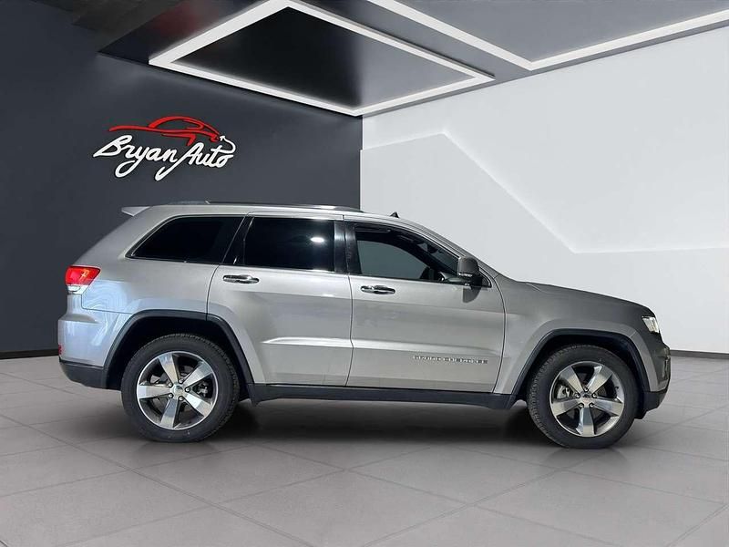 Grigio Usata 2014 Jeep Grand Cherokee Limited SUV | 18.500 € (Buon prezzo) - Immagine 1/4