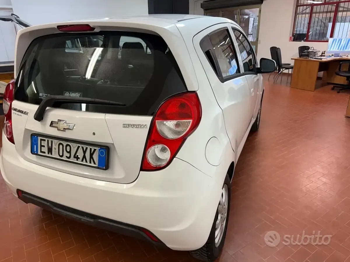 Usata Chevrolet Spark LS 68 CV (50 kW) 2014 Bianco Utilitaria