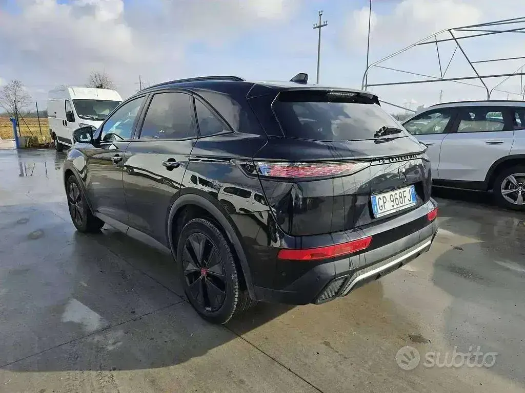Usata DS Automobiles DS7 Crossback Performance 131 CV (96 kW) 2023 Nero perla metallizzato SUV