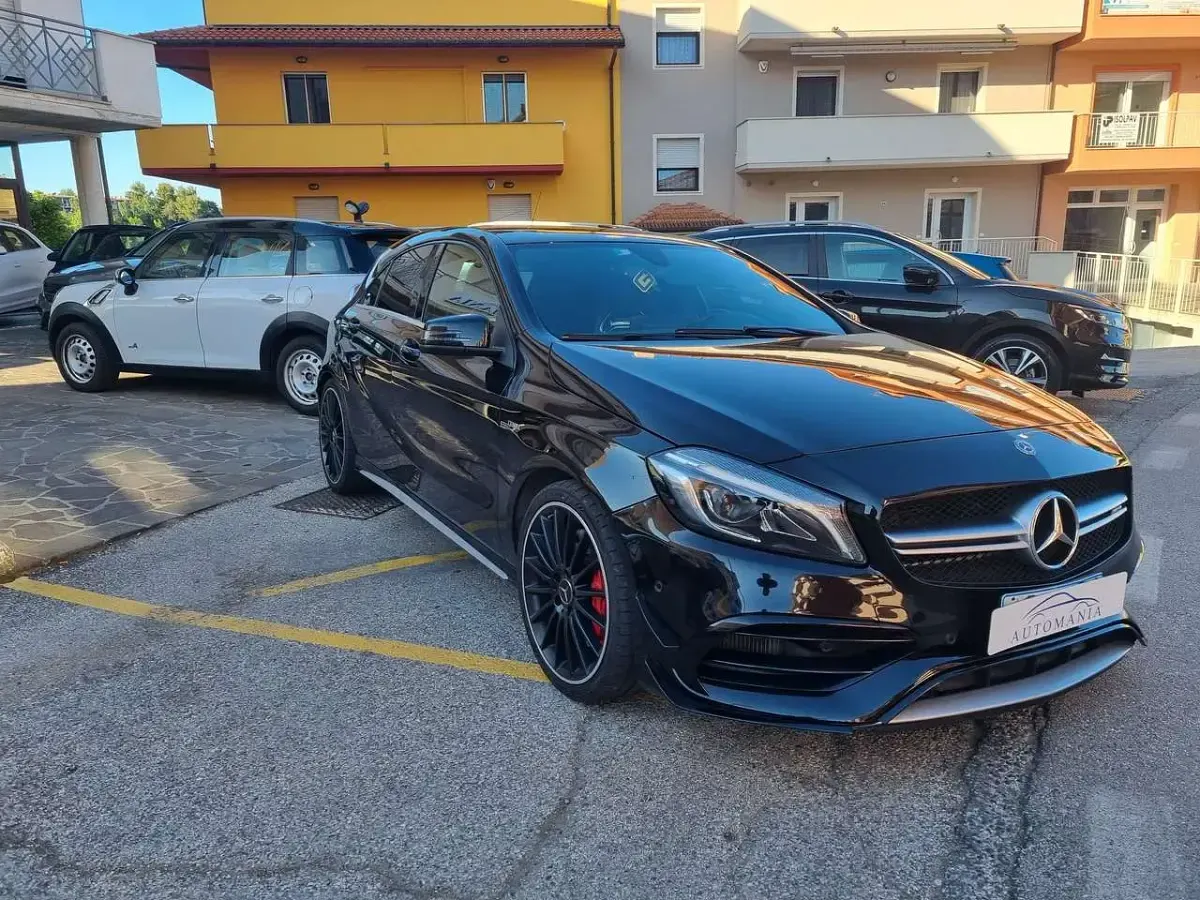 Usata Mercedes A45 AMG AMG 381 CV (280 kW) 2017 Nero Utilitaria