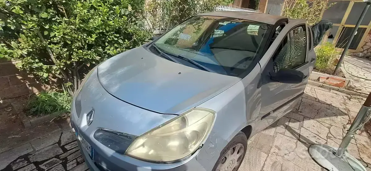 Usata Renault Clio II 85 CV (62 kW) 2008 Grigio Berlina