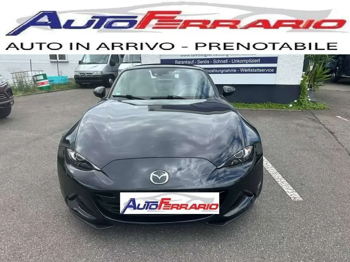 Usata Mazda MX5 Inclusive 160 CV (117 kW) 2018 Nero Cabrio