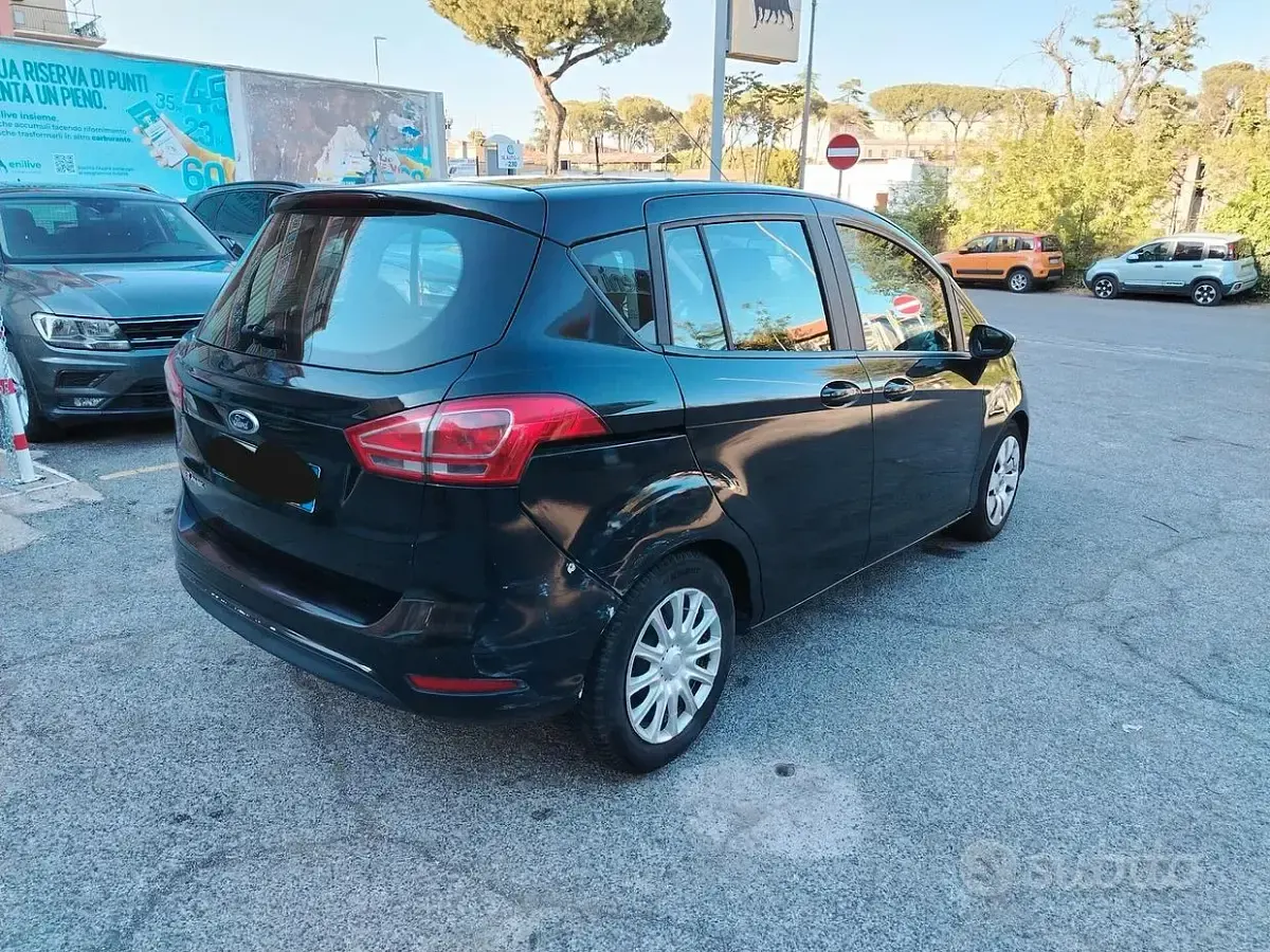 Usata Ford B-MAX 95 CV (69 kW) 2015 Nero Monovolume