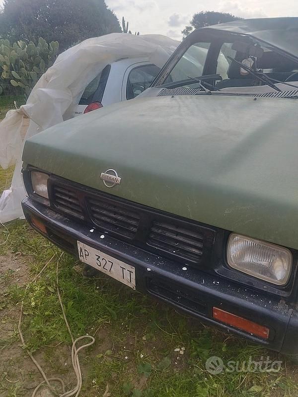 Usata Nissan King 1997 Verde Pick-up