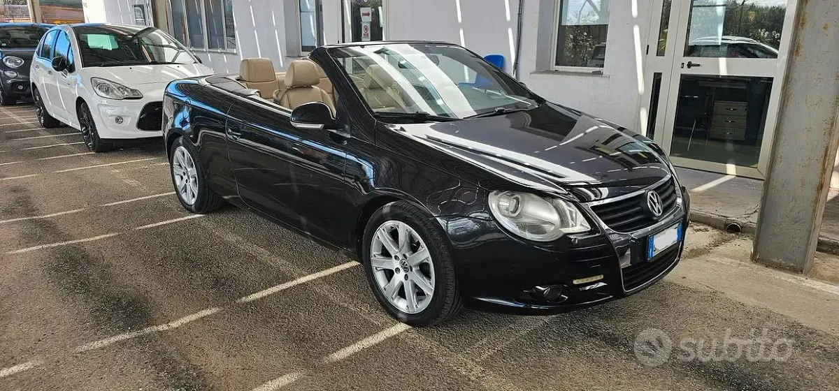 Usata VW Eos 140 CV (102 kW) 2007 Nero Cabrio