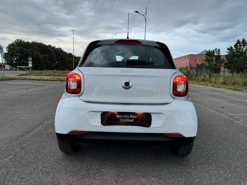 Usata Smart ForFour 71 CV (52 kW) 2019 Bianco Utilitaria