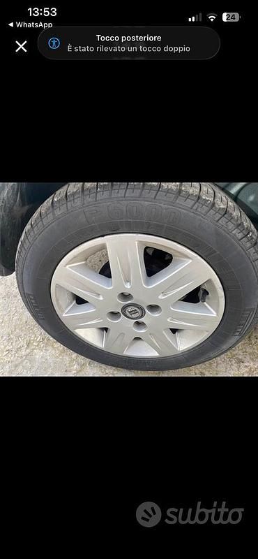Usata Lancia Ypsilon 2002 Utilitaria