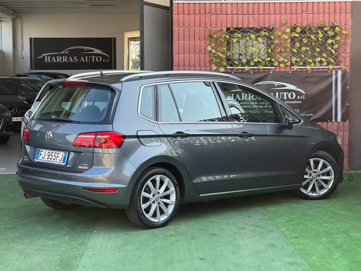Usata VW Golf VII Executive 116 CV (85 kW) 2017 Argento Berlina