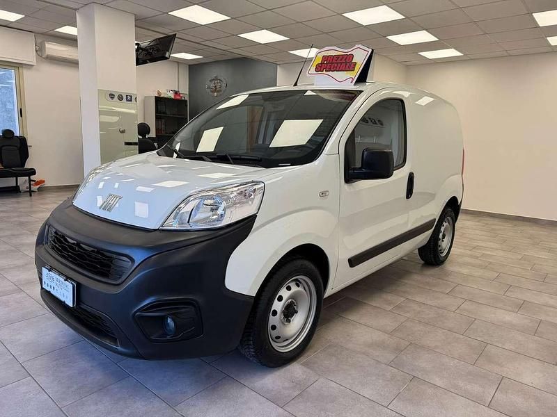 Usata Fiat Fiorino 80 CV (58 kW) 2022 Bianco Monovolume