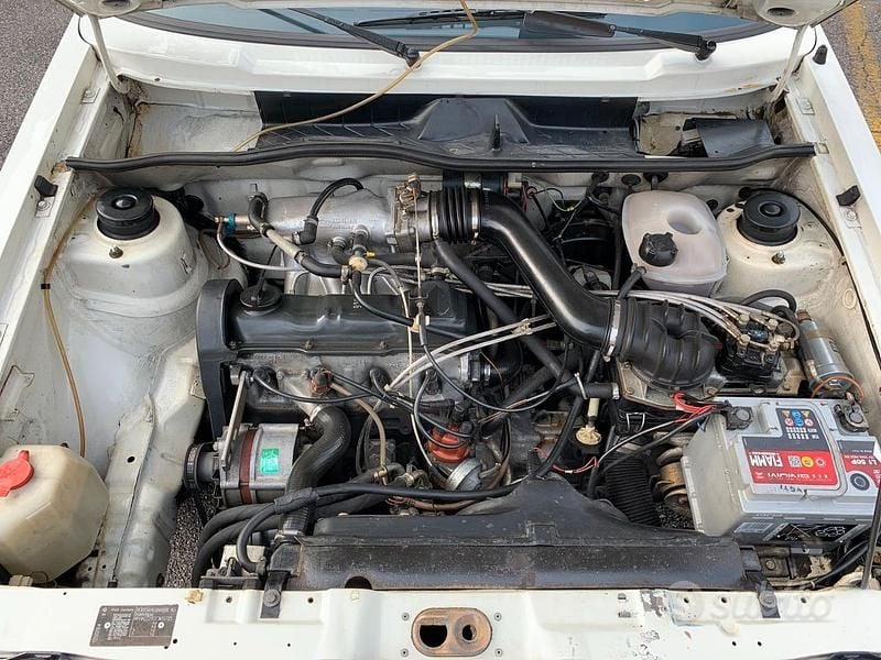 Usata VW Golf I GTI 50 CV (36 kW) 1982 Bianco Utilitaria