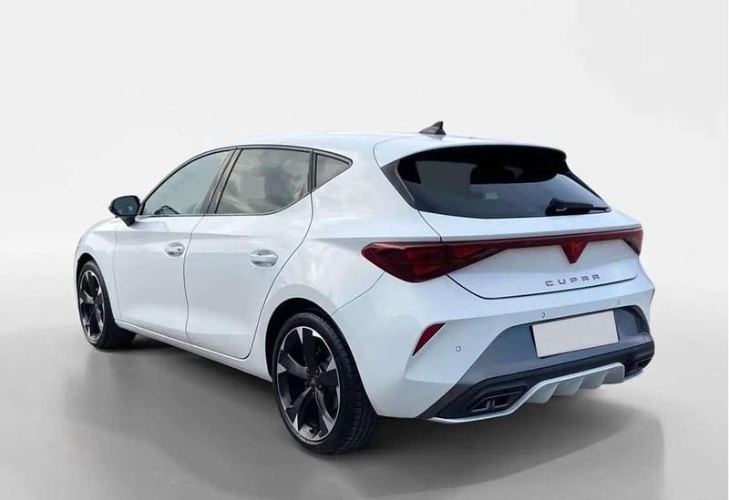 Nuova Cupra Leon 150 CV (110 kW) 2026 Bianco Berlina