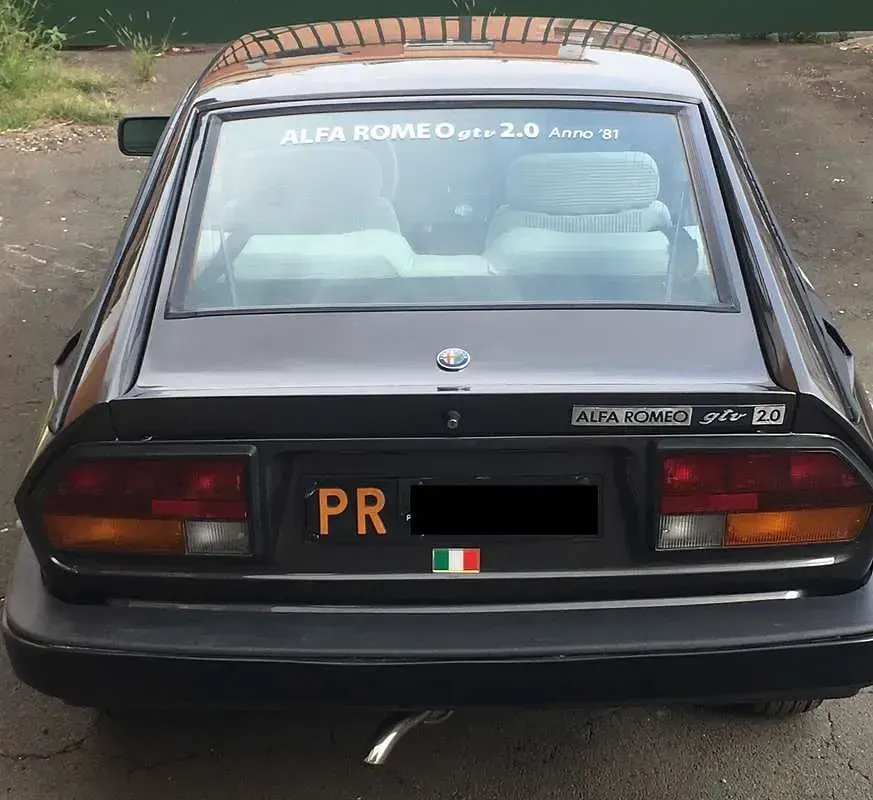 Usata Alfa Romeo GTV 130 CV (95 kW) 1981 Grigio Coupé