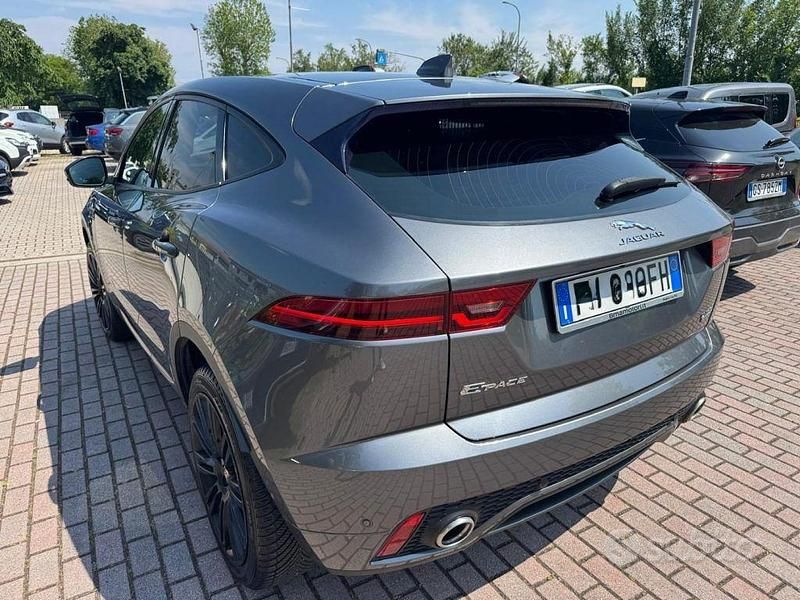 Usata Jaguar E-Pace R-Dynamic 150 CV (110 kW) 2018 Grigio scuro SUV