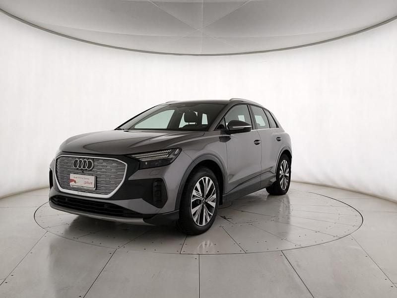 Usata Audi Q4 e-tron Advanced 150 kW (204 CV) 2023 Grigio SUV