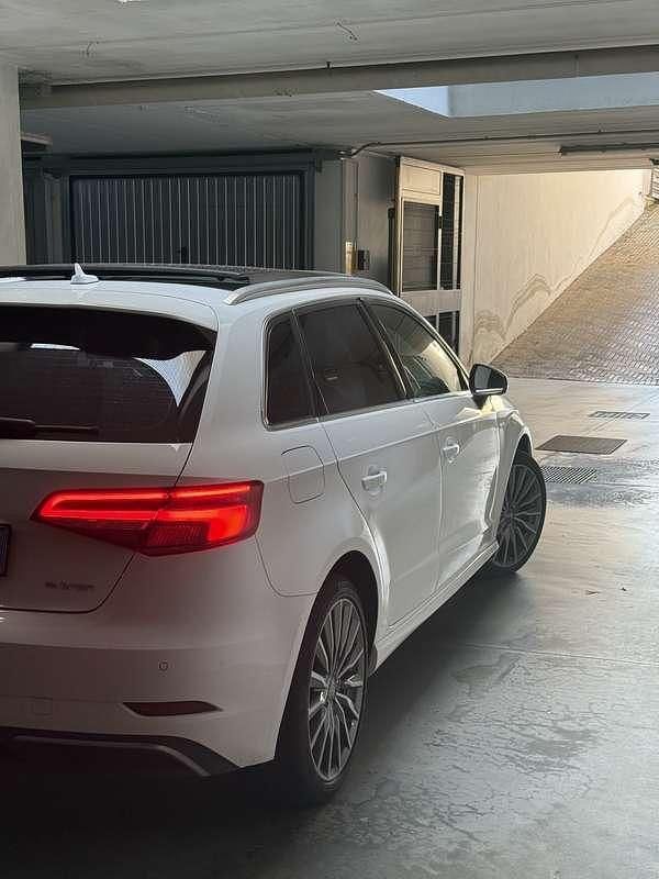 Usata Audi e-tron Design 150 CV (110 kW) 2017 SUV