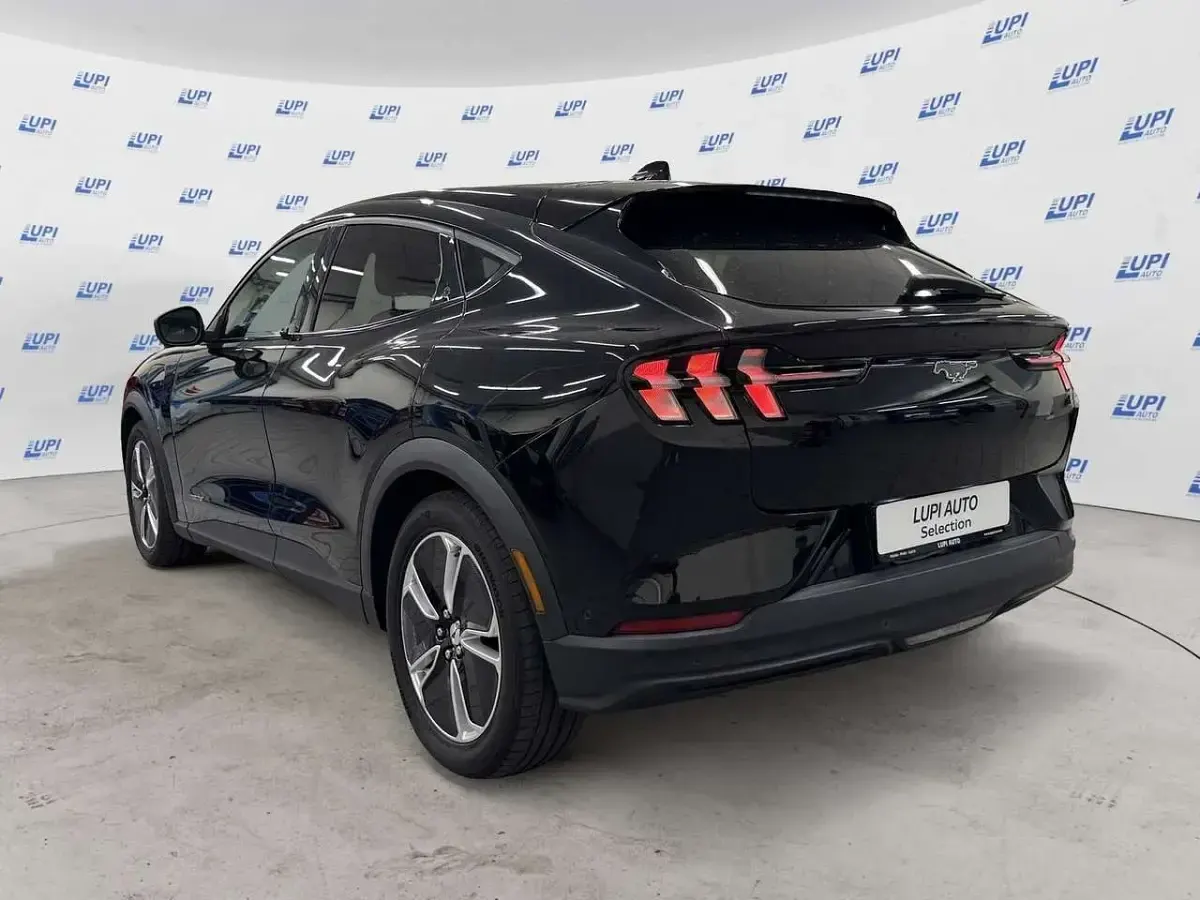 Usata Ford Mustang Mach-E Standard Range 197 kW (269 CV) 2024 Nero SUV