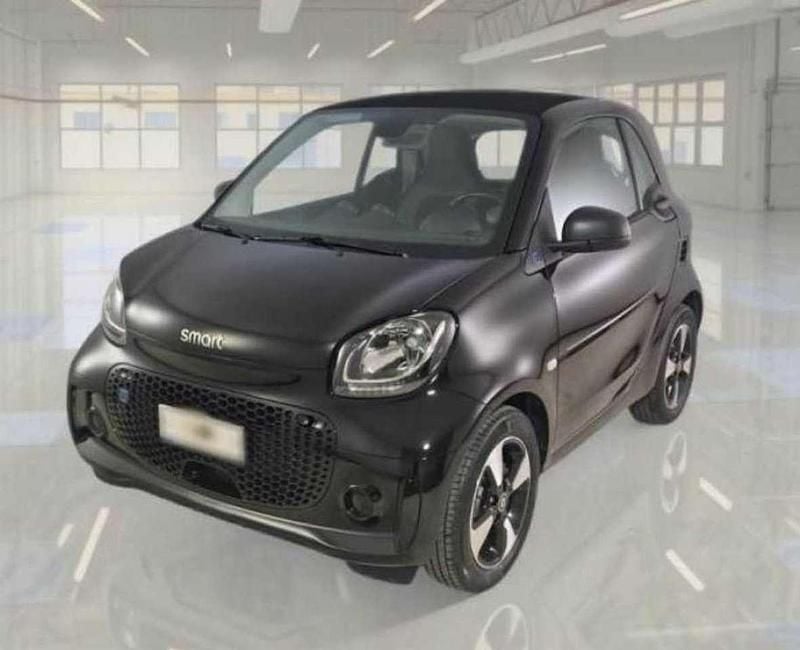 Nero Usata 2020 Smart ForTwo Coupé Passion Due volumi | 9990 € - Immagine 1/1
