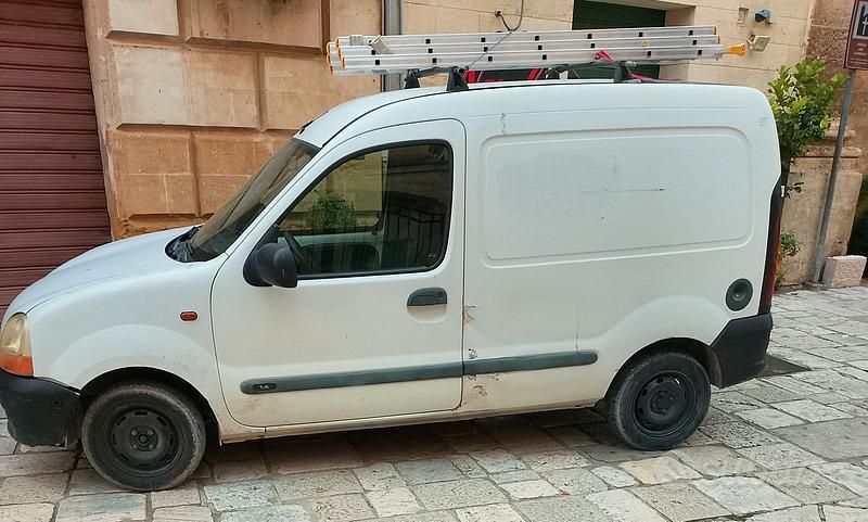 Usata 1997 Renault Kangoo Monovolume | 900 € - Immagine 1/1