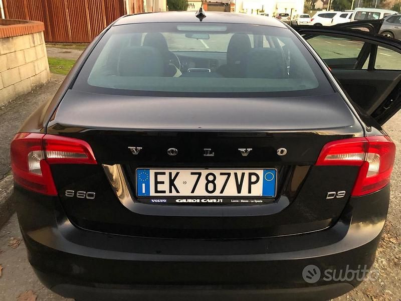 Usata Volvo S60 203 CV (149 kW) 2011 Nero Berlina