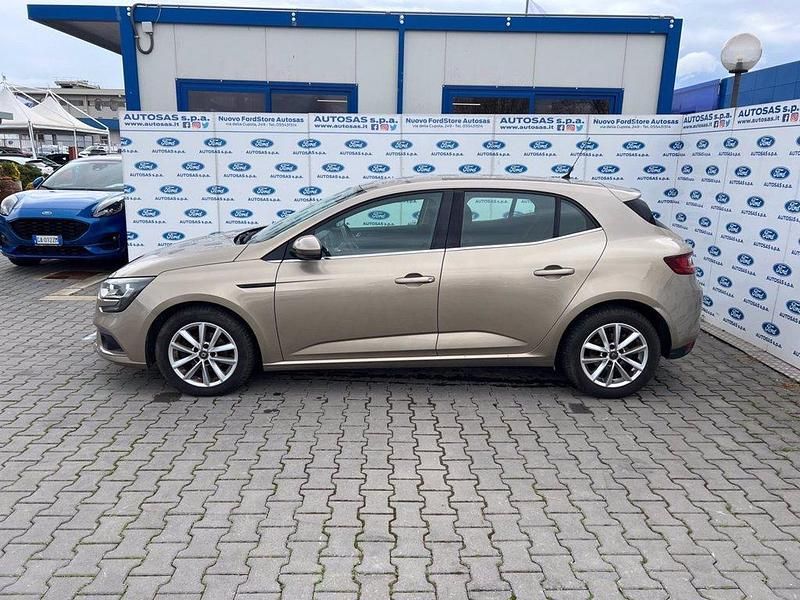 Usata Renault Mégane IV Zen 110 CV (80 kW) 2017 Beige metallizzato Berlina