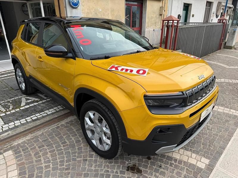 Nuova Jeep Avenger Altitude 101 CV (74 kW) 2025 Giallo SUV