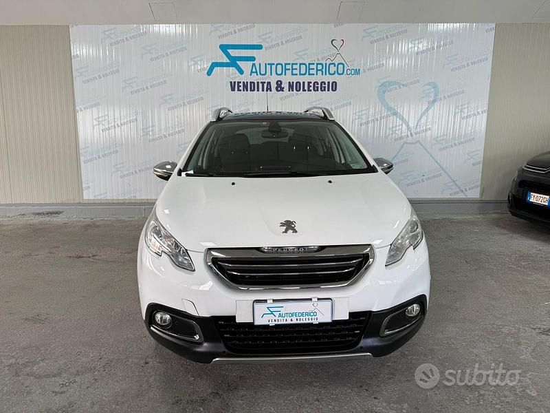 Usata Peugeot 2008 Allure 92 CV (67 kW) 2014 Bianco SUV