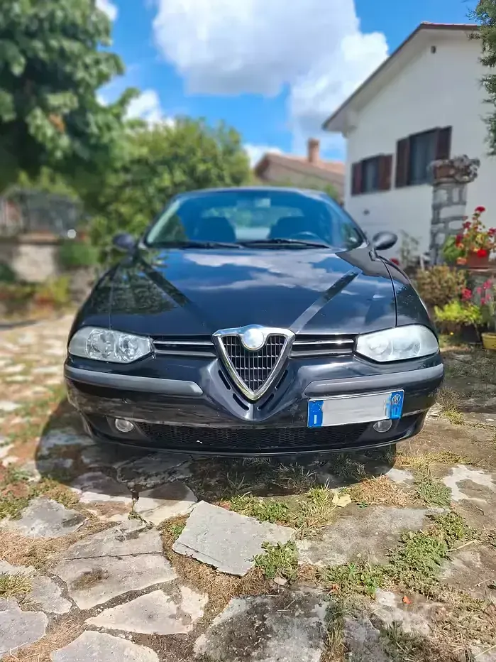Usata Alfa Romeo 156 144 CV (105 kW) 2000 Nero Berlina