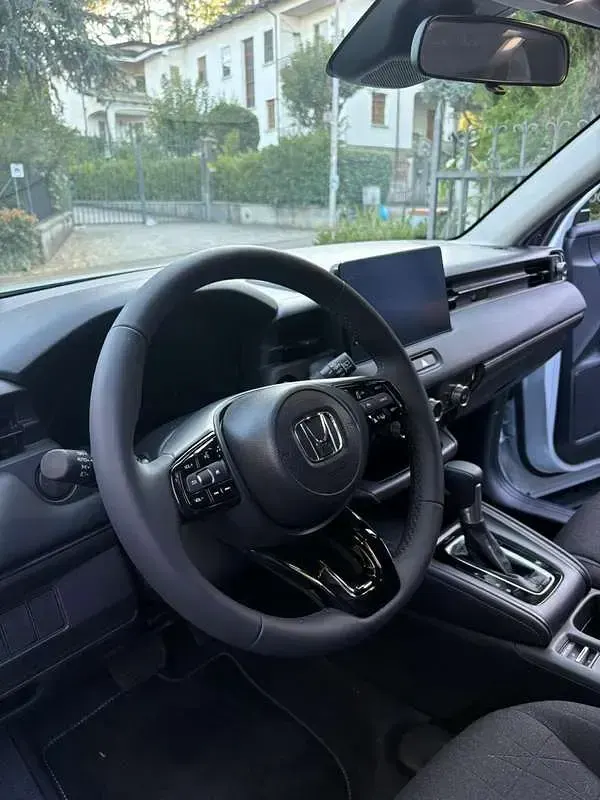 Begagnad Honda HR-V Elegance 107 HK (78 kW) 2025 SUV