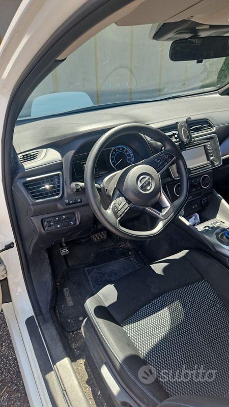 Usata Nissan Leaf 39 kW (54 CV) 2018 Bianco Utilitaria