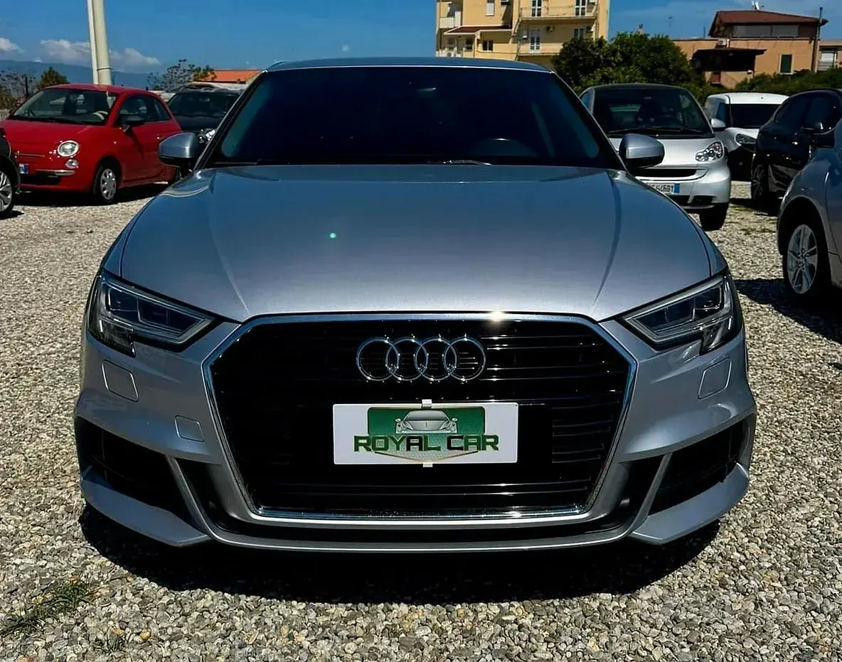 Usata Audi A3 S-Line 150 CV (110 kW) 2020 Grigio Berlina